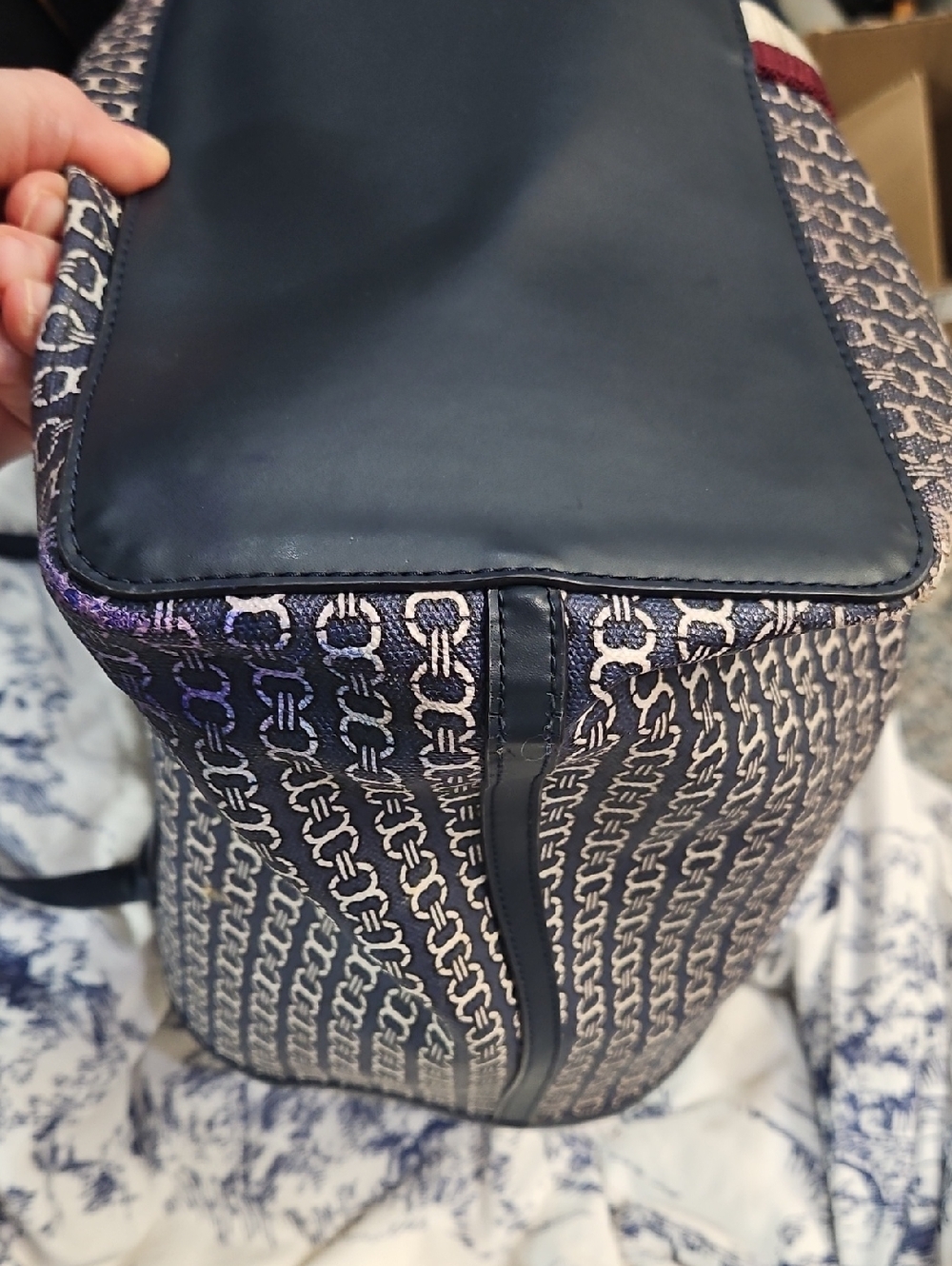 Tory Burch Gemini Link Tote - Picture 10 of 17